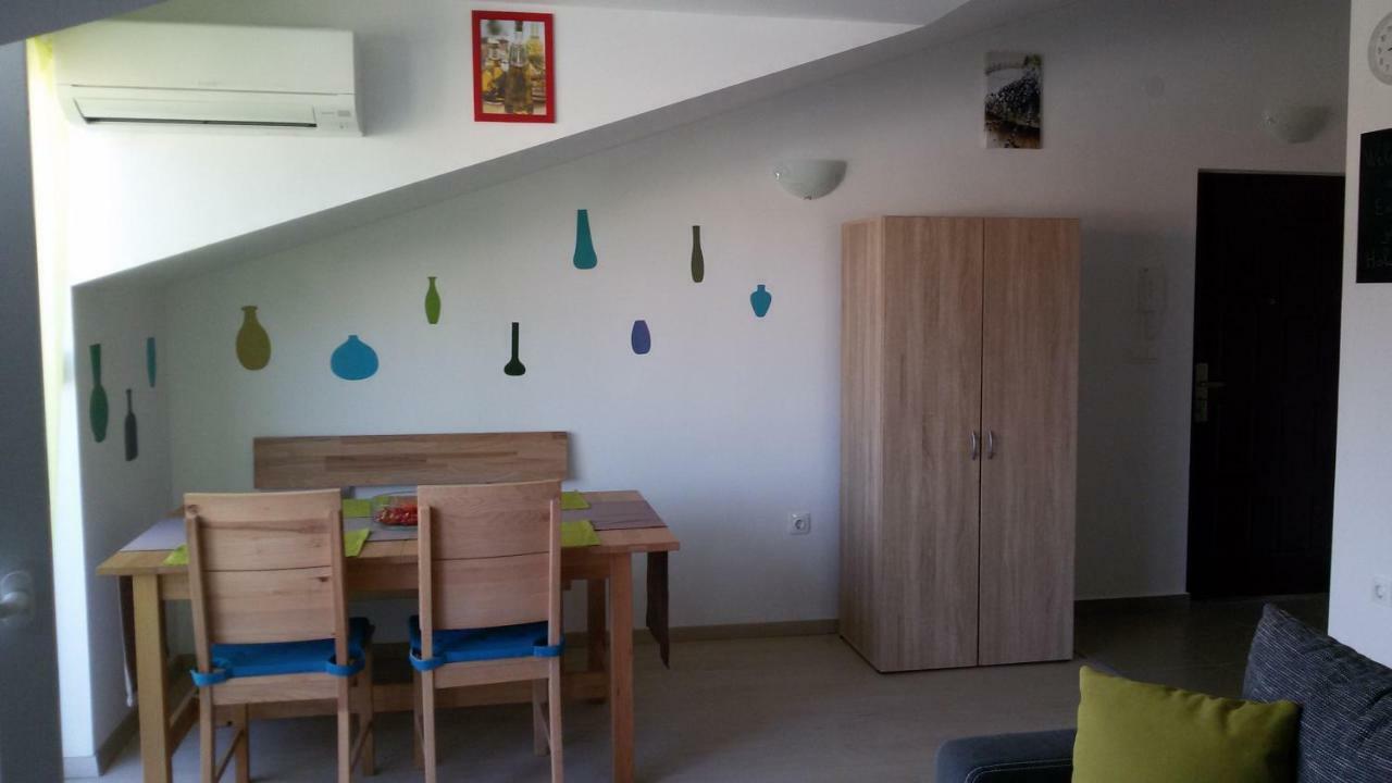 Appartement Casa Alesole à Pula Extérieur photo